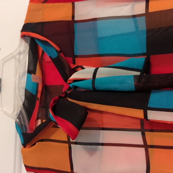 Modcloth sheer color block blouse with tie neck - Picture 2 of 3